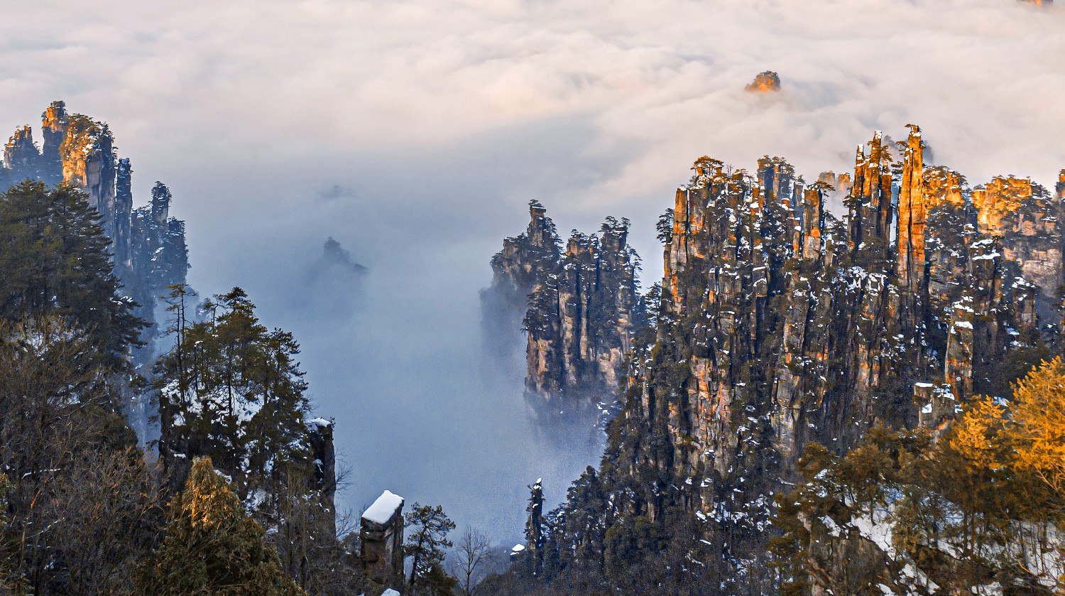 銀獎  御筆峰雪景 石云波攝.jpg